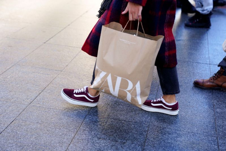 LA RUSSIE ASSOMBRIT LES PERSPECTIVES D'INDITEX APRÈS UNE HAUSSE DES VENTES