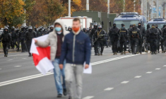 PLUSIEURS CENTAINES DE MANIFESTANTS ARRÊTÉS EN BIÉLORUSSIE