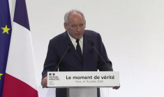 François Bayrou annonce une "contribution de solidarité" pour "les plus hauts revenus"