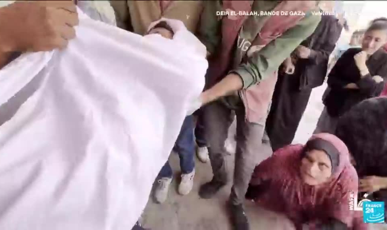 Les frappes israéliens continuent sur Gaza : un camp de réfugiés visé
