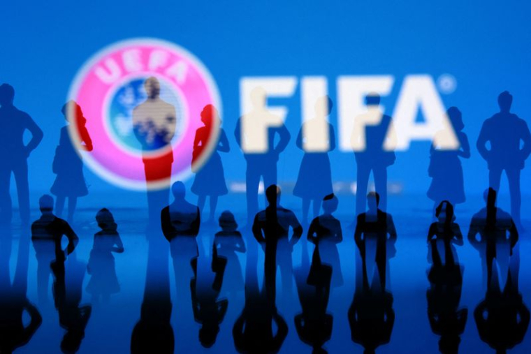 Ποδόσφαιρο: Η FIFA επιμένει στο σχέδιό της για το Παγκόσμιο Κύπελλο παρά τις ολόπλευρες επικρίσεις