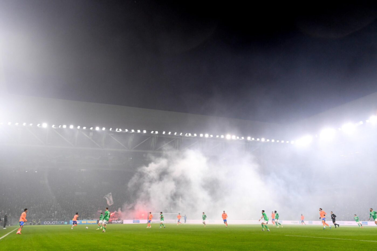 L'AS Saint-Étienne sanctionnée à la suite des incidents survenus face à l’OM