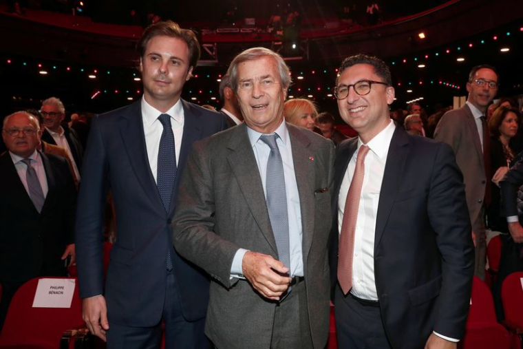 A gauche, Cyrille Bolloré, PDG du groupe Bolloré, à l'assemblée générale des actionnaires du groupe de médias Vivendi à Paris