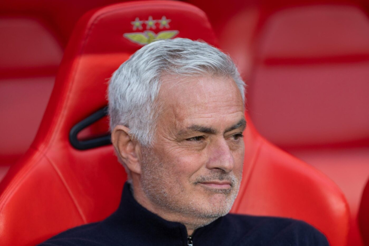 Quand le maire de Saint-Ouen, Karim Bouamrane, cite José Mourinho