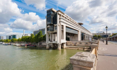 Comment l'impôt à la source rapporte plus à l'État / iStock.com - plej92