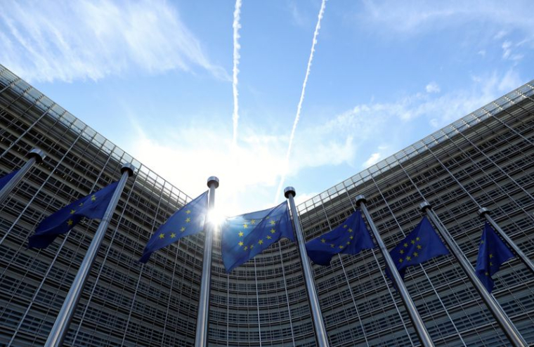 ZONE EURO: LE SECTEUR PRIVÉ RENOUE AVEC LA CROISSANCE EN MARS