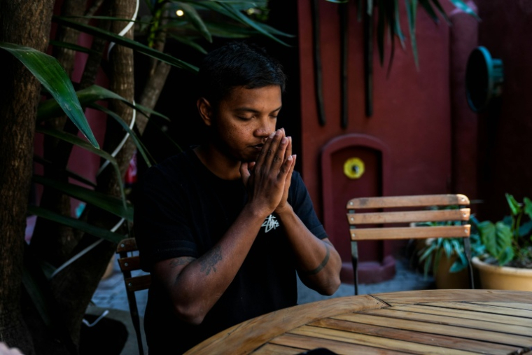 Elliot Randriamandrato, porte-parole du mouvement Gen Z à l'origine des manifestations à Madagascar qui mis le président Andry Rajoelina en fuite, le 16 octobre 2025 ( AFP / Mamyrael )