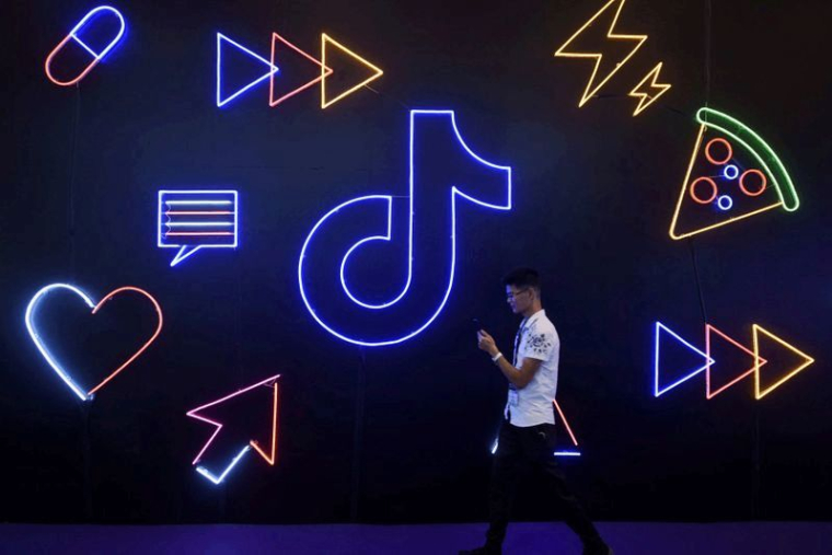 BYTEDANCE PRÉVOIT D'INTRODUIRE TIKTOK EN BOURSE POUR CONVAINCRE WASHINGTON, SELON DES SOURCES