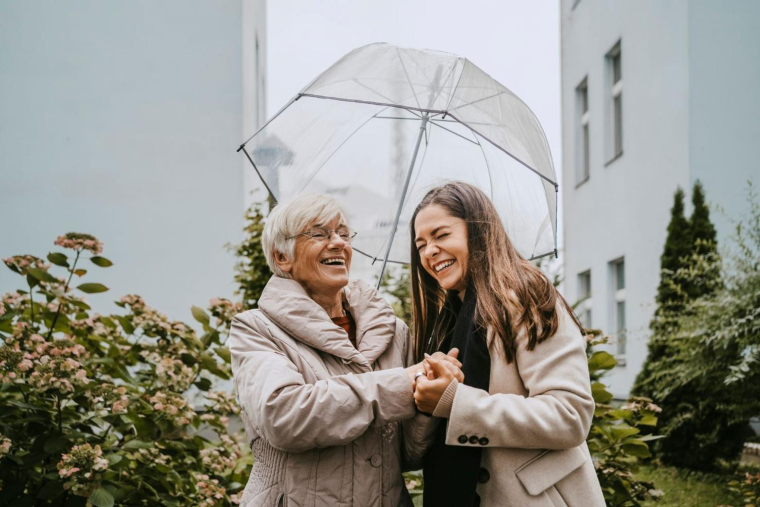 Retraite par capitalisation ou par répartition? Les deux reposent sur des modèles différents. La France choisit la solidarité intergénérationnelle. ( crédit photo : GettyImages )
