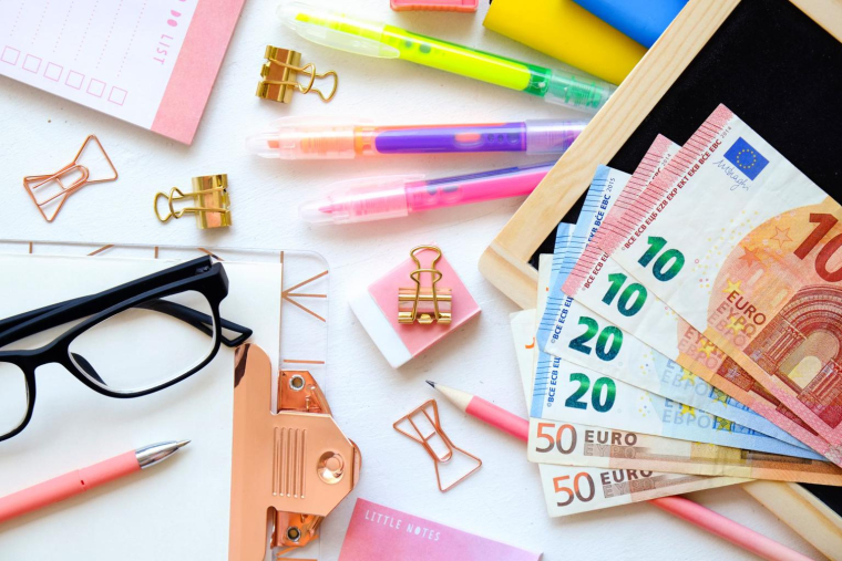 Des solutions existent pour faire des économies sur les achats de la rentrée. ( crédit photo : Shutterstock )