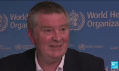 Covid-19 : Omicron serait plus transmissible mais moins dangereux que Delta