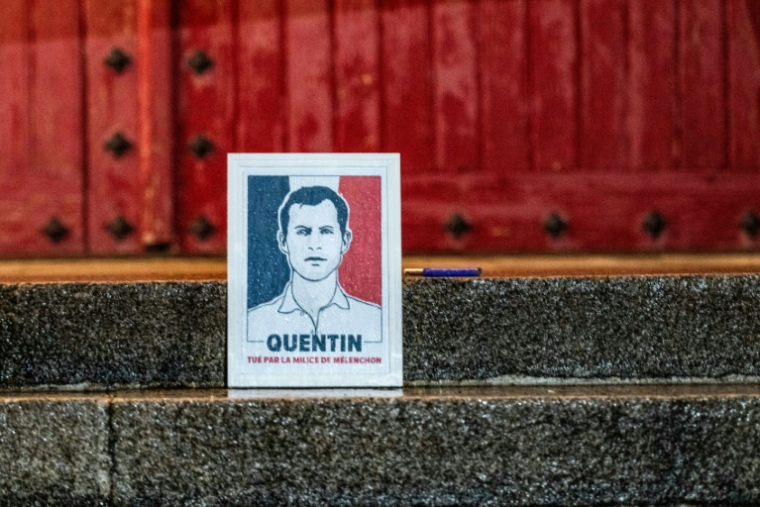 Manifestation en hommage à Quentin Deranque, le 18 février 2026 à Nantes ( AFP / Sebastien Salom-Gomis )