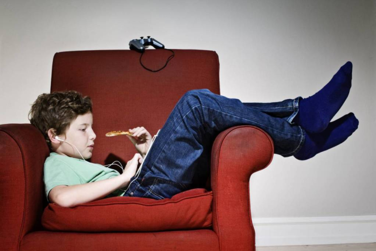 Lafédération française de Cardiologie s'inquiète : les enfants français nebougent pas assez