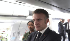 Vol à bord d'un ravitailleur avec Emmanuel Macron, Thomas Pesquet aux commandes