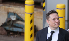 L'AUTEUR DE LA BIOGRAPHIE DE STEVE JOBS VA ÉCRIRE UN LIVRE SUR ELON MUSK