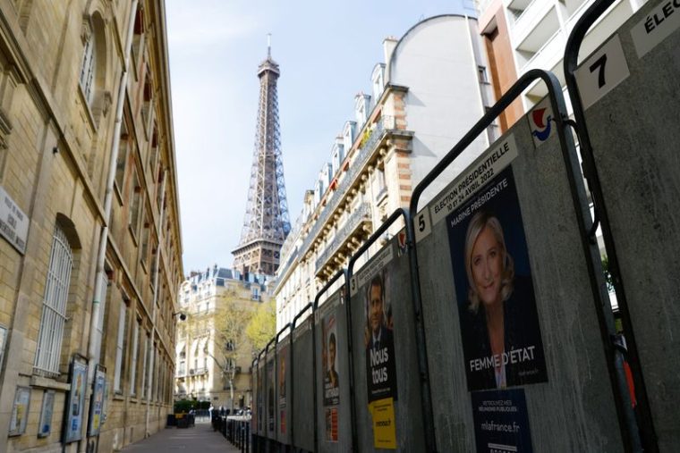 FRANCE: LES MARCHÉS SE RÉVEILLENT FACE AU RISQUE D'UNE VICTOIRE DE LE PEN