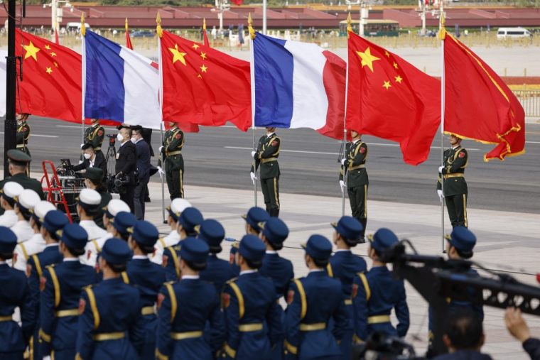 Une cérémonie d'accueil, à Pékin, lors d'une visite d'Emmanuel Macron en Chine, en avril 2023 (illustration) ( AFP / LUDOVIC MARIN )