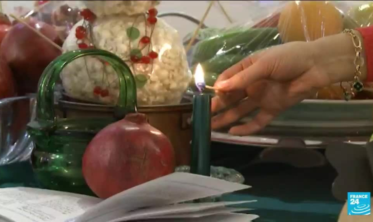 Les célébrations chrétiennes de Noël commencent à se faire une place à Téhéran