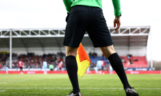 L'arbitre mordu au testicule en Allemagne : le match est annulé